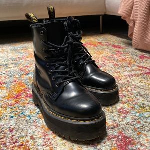 Dr Martens JADON SMOOTH LEATHER PLATFORM BOOTS